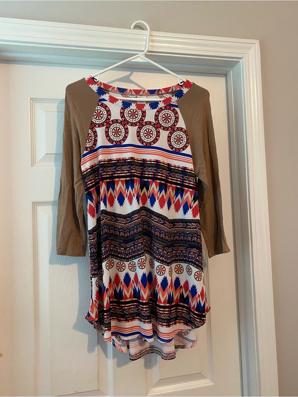 Boho Patterned Raglan Sleeve Dress in Khaki and Multicolor